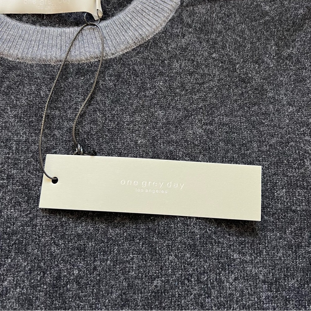 NWT One Grey Day Colorblock Cut Out 100% Cashmere Sweater in Gray Size S - Picture 7 of 11